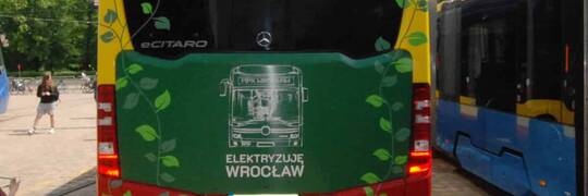 Pierwsze elektryczne Mercedesy eCitaro dotarły do Wrocławia. MPK zamówiło kolejne 20 autobusów