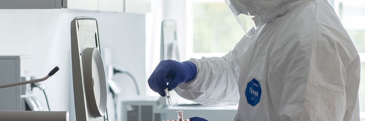 We Wrocławiu robią darmowe testy RT-PCR. Trzeba tylko zostawić materiał do badań