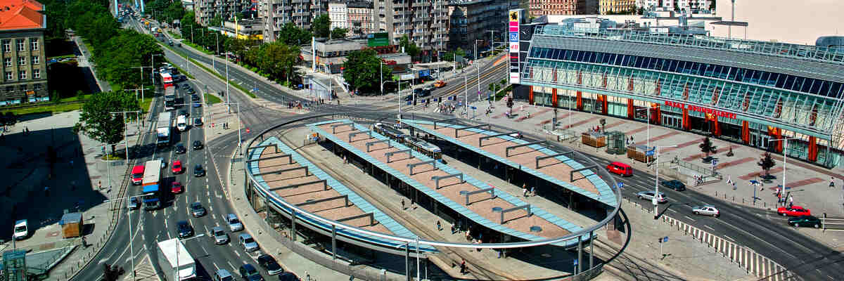 Wrocław: Miasto zleca wymianę 5 wind na rondzie Reagana. Aktywiści uważają, że nie należy za to płacić z budżetu