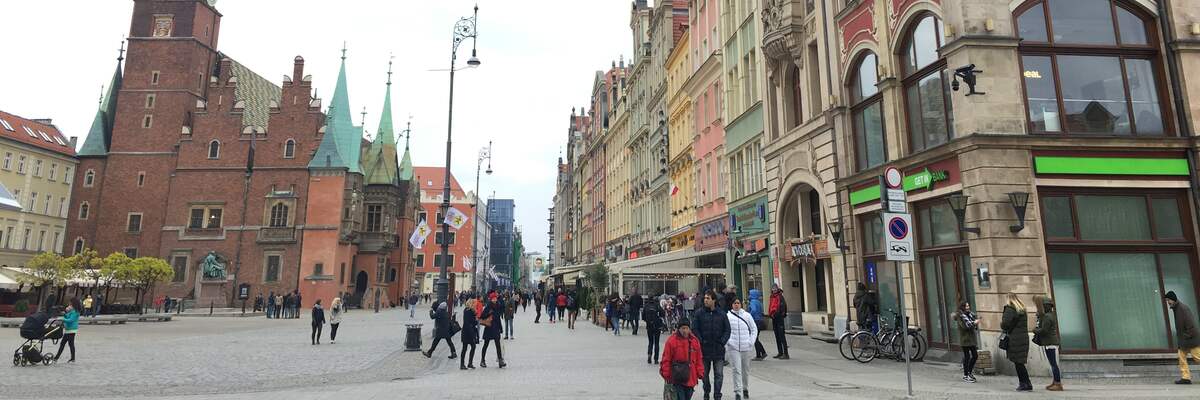 Wrocław trzecim największym miastem w Polsce! Rośnie też popularność podwrocławskich gmin