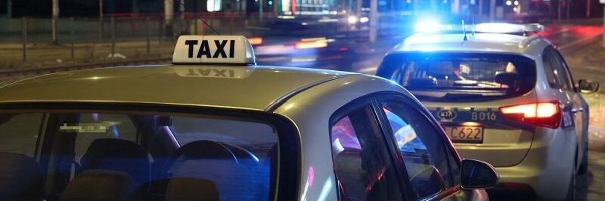 Wrocław: Masowa kontrola taksówek z aplikacji. Zatrzymani kierowcy pod wpływem alkoholu i oskarżony o przestępstwo seksualne