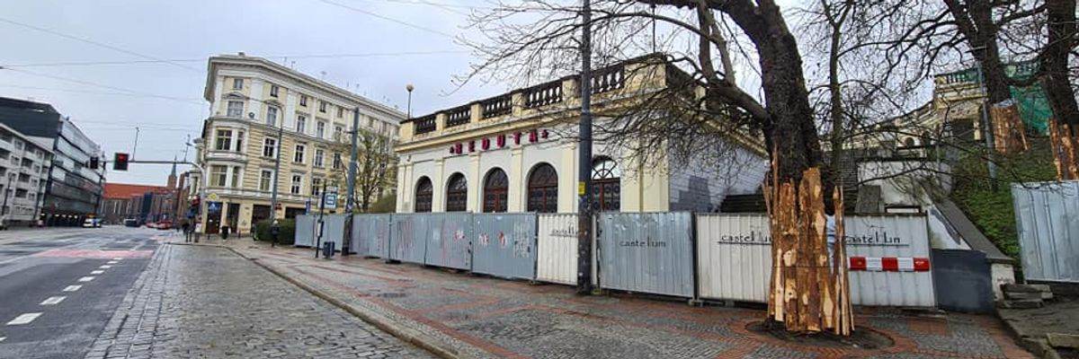 Ruszyły prace na Wzgórzu Partyzantów. Remont za 27 mln zł ma przywrócić mu dawny blask [ZDJĘCIA]