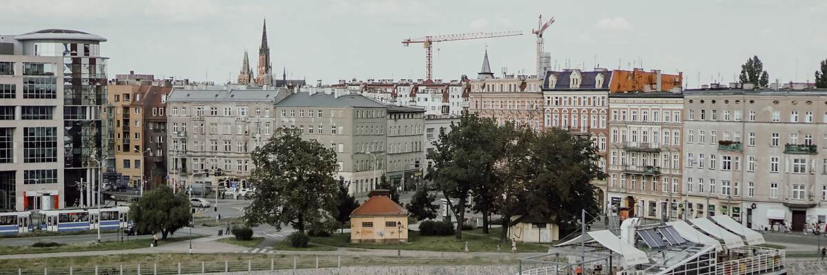 Miasto 15-minutowe alternatywą dla konieczności poruszania się samochodem? Debata na temat przyszłości Wrocławia
