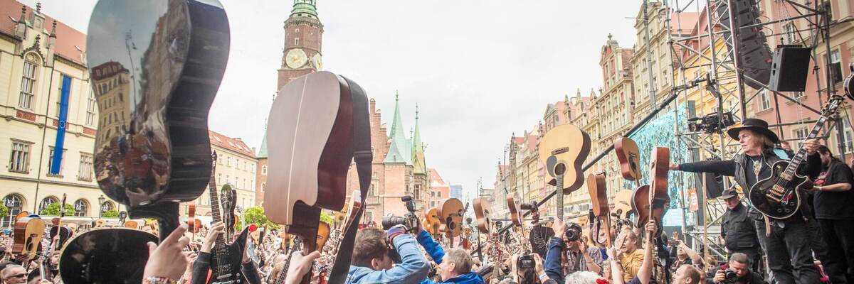 Gitarowy Rekord Świata we Wrocławiu. Jak zostać jednym z rekordzistów? [ZAPISY]