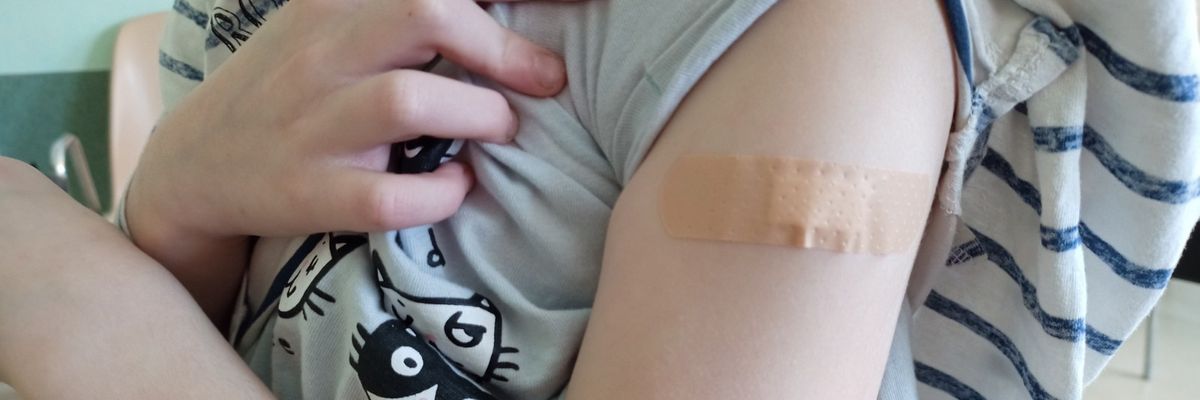 To nie koniec epidemii. W Polsce właśnie ruszyły szczepienia na COVID-19 czwartą dawką