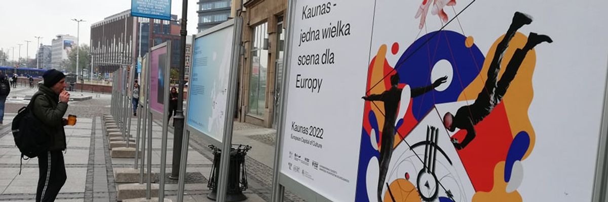 We Wrocławiu stanęła plenerowa wystawa o Kownie. To tegoroczna ESK [ZOBACZ]