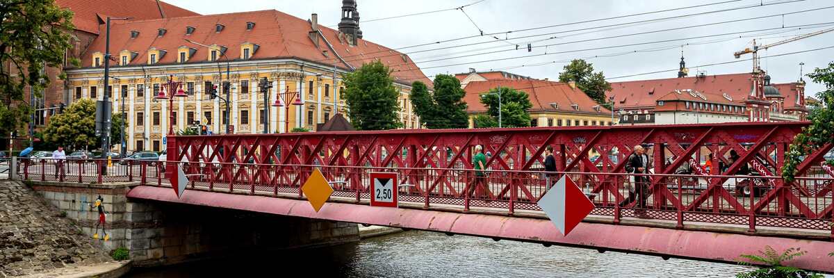 Most Piaskowy idzie do remontu. Przez połowę wakacji nie będą kursować nim tramwaje