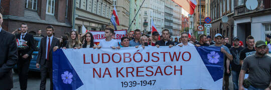 Przez Wrocław przeszedł marsz pamięci ofiar rzezi wołyńskiej [ZDJĘCIA]