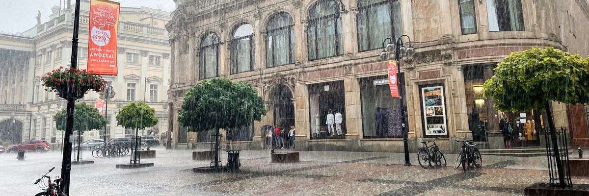 Synoptycy ostrzegają przed dwudniową ulewą we Wrocławiu