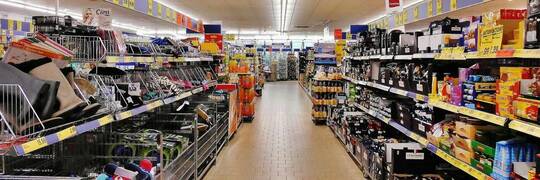 Niedziela handlowa 27 sierpnia. Do której dzisiaj są otwarte sklepy? [BIEDRONKA, LIDL, AUCHAN, CARREFOUR, ALDI, DINO, ŻABKA – godziny otwarcia w niedzielę]