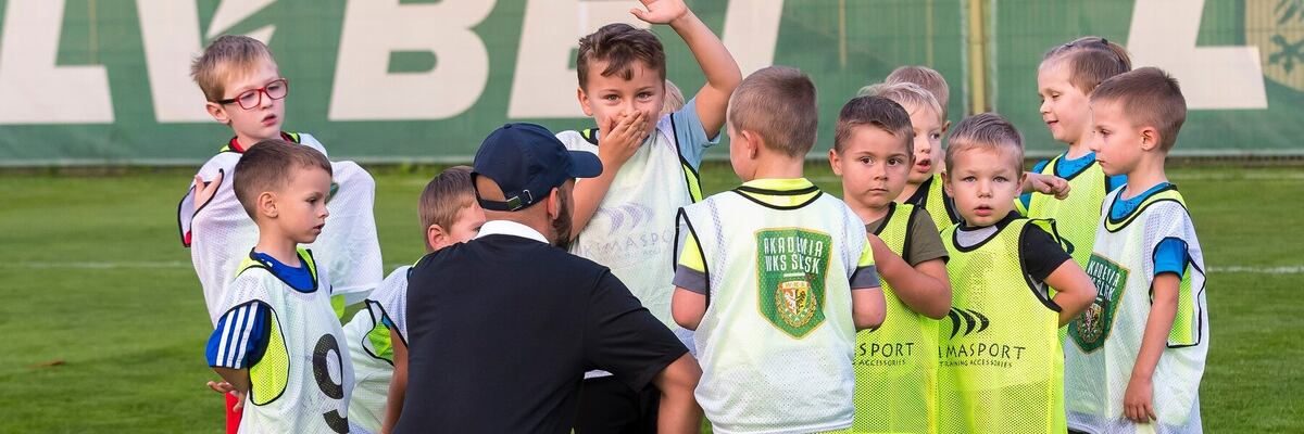Piłkarski Śląsk szuka nowych talentów. Mogą się zgłaszać zarówno chłopcy, jak i dziewczynki
