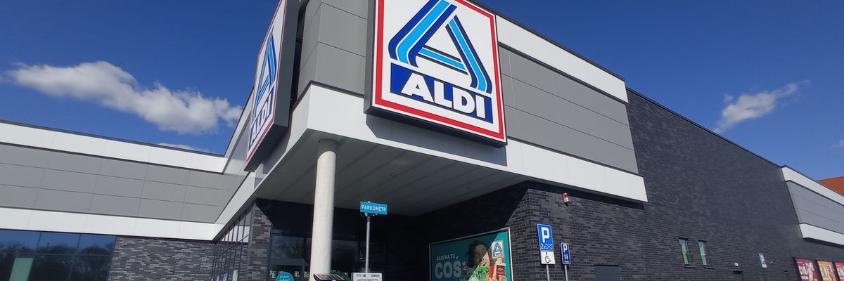 Aldi prosi klientów o zwrot zakupionych słodyczy. W opakowaniu znalazł się produkt groźny dla alergików