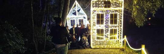 Byliśmy w Lumina Parku pod Wrocławiem. To 1,6 km ścieżka świetlnych atrakcji [ZDJĘCIA]