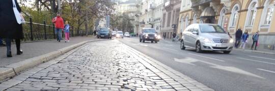 Remont przystanku przy Wzgórzu Partyzantów. Autobusy nie będą się tu zatrzymać do końca roku