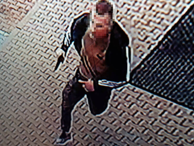Wizerunek podejrzanego nagrał monitoring / fot. KMP we Wrocławiu