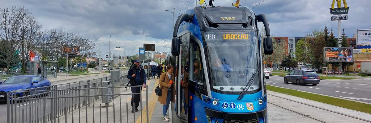 Wrocławskie tramwaje i autobusy z 10-procentowym wzrostem liczby pasażerów