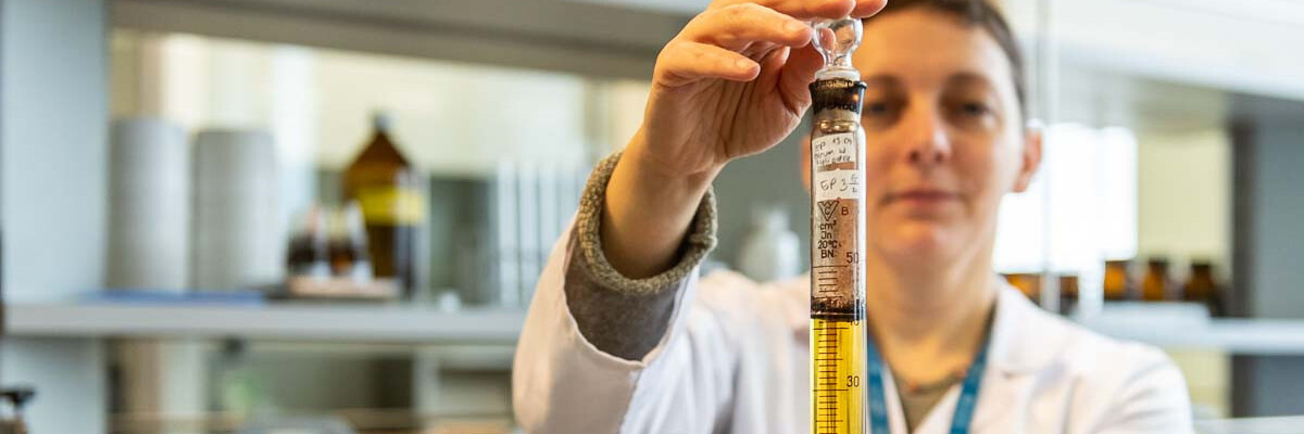 Wrocławscy naukowcy odtworzyli recepturę teriaku. Wniosek: słynny lek nie działał