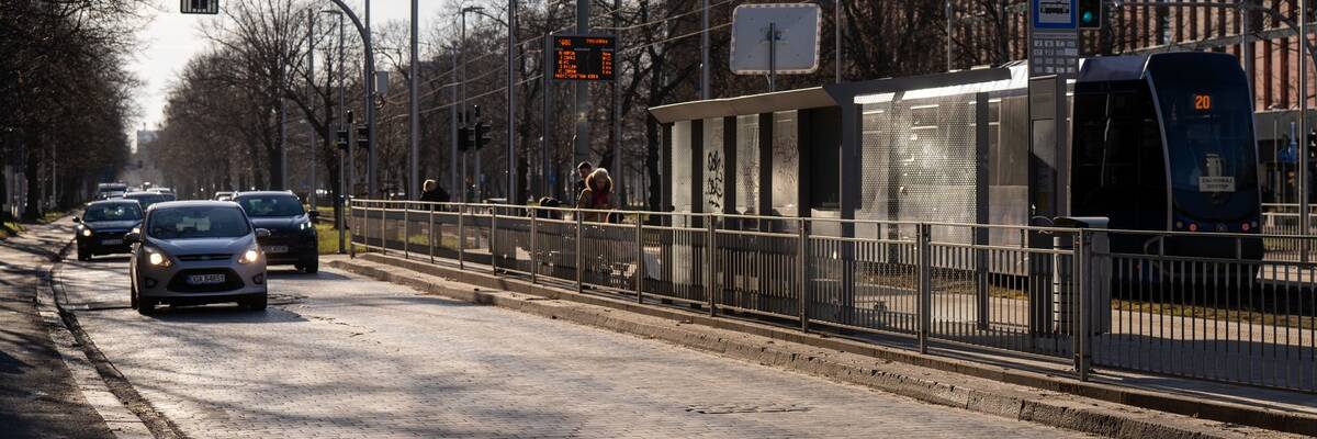 Wrocław: 7 firm wystartowało w przetargu na projekt remontu ul. Powstańców Śląskich