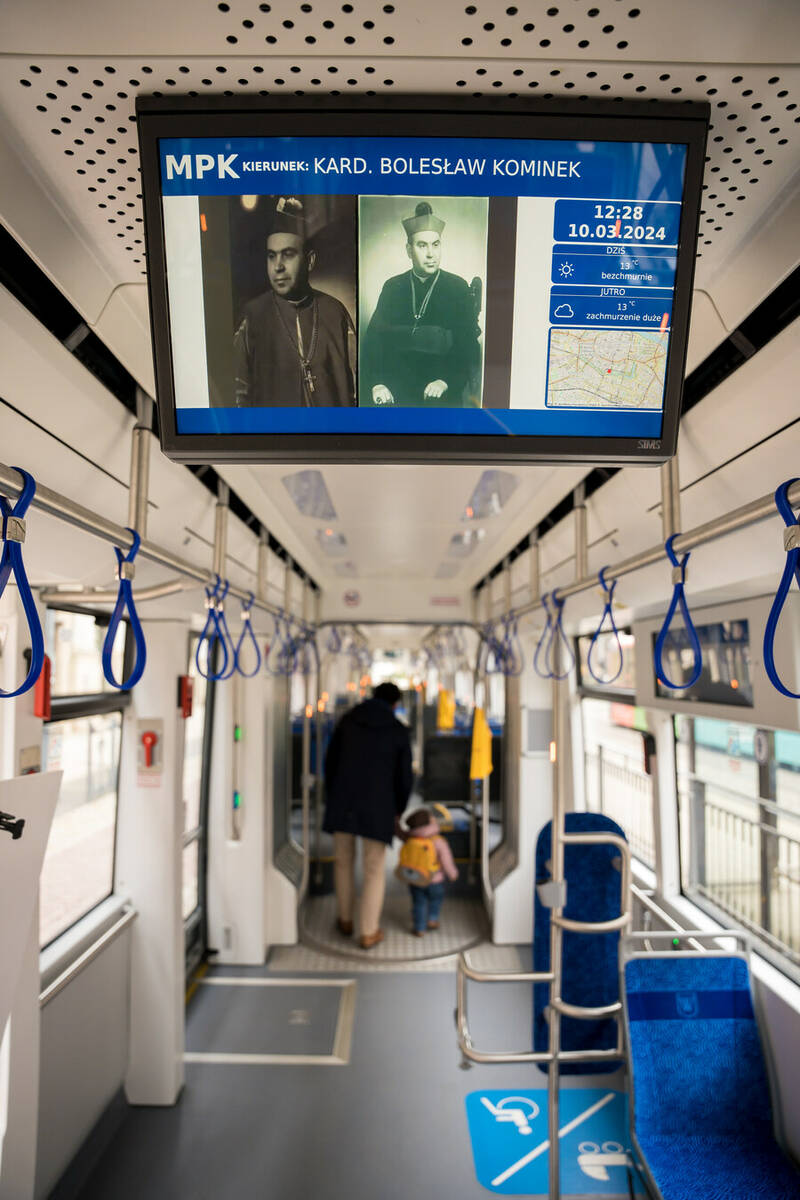 Kard. Kominek został patronem tramwaju MPK Wrocław / fot. CH Zajezdnia