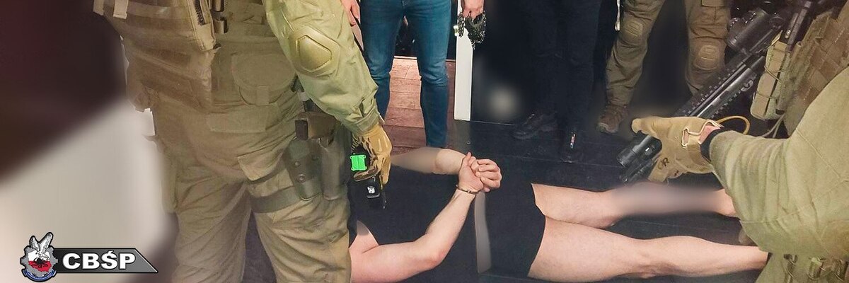 Duża akcja CBŚP na Dolnym Śląsku. Rozbity gang narkotykowy [ZDJĘCIA, WIDEO]