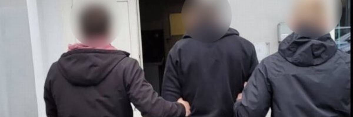 Policja zatrzymała rowerzystę, który okradał kobiety na ulicach Wrocławia. Robił to już wcześniej