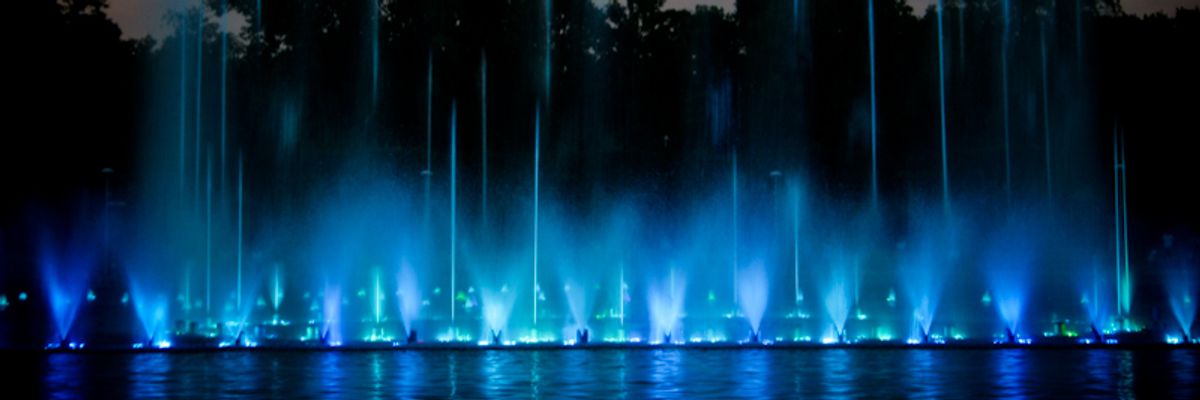 Wrocław: Fontanna multimedialna rusza z nowym sezonem. Jakie pokazy pierwszego dnia? [PEŁNY PROGRAM]