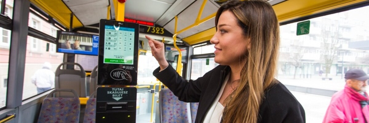 Dwie kolejne podwrocławskie gminy wprowadzają bilety na URBANCARD