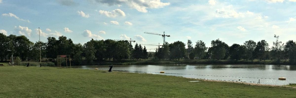 Odkryte kąpieliska we Wrocławiu. Aktualna lista miejskich kąpielisk na 2022 r. [TERMIN OTWARCIA]