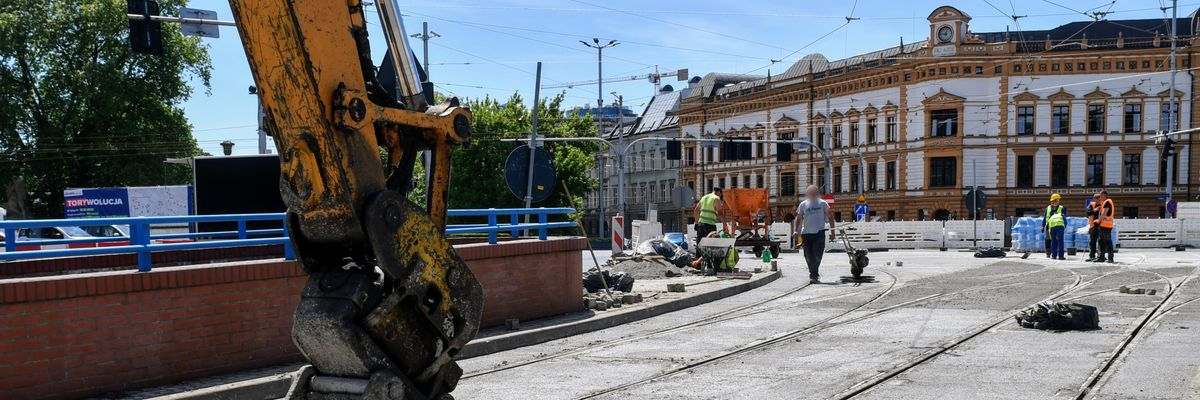 Zobacz, jak idzie remont na pl. Jana Pawła II. Od weekendu kolejne zmiany [ZDJĘCIA]