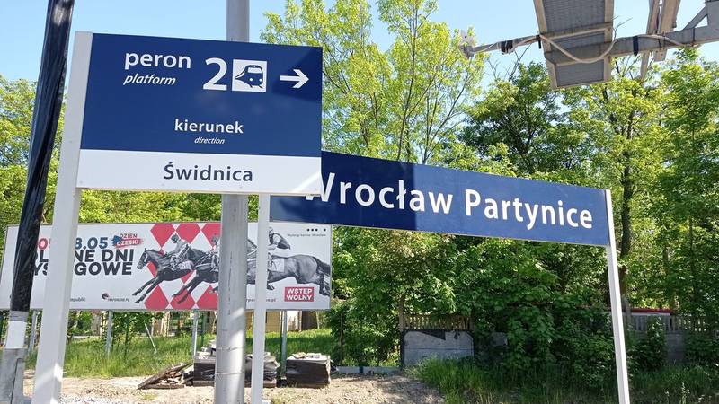 Przystanek Wrocław Partynice / fot. Bartosz Senderek
