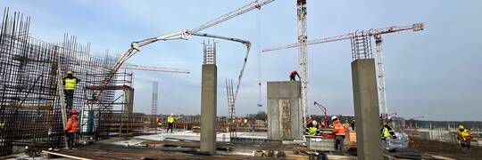 Nowy szpital onkologiczny na wrocławskich Złotnikach. Jak idzie budowa?