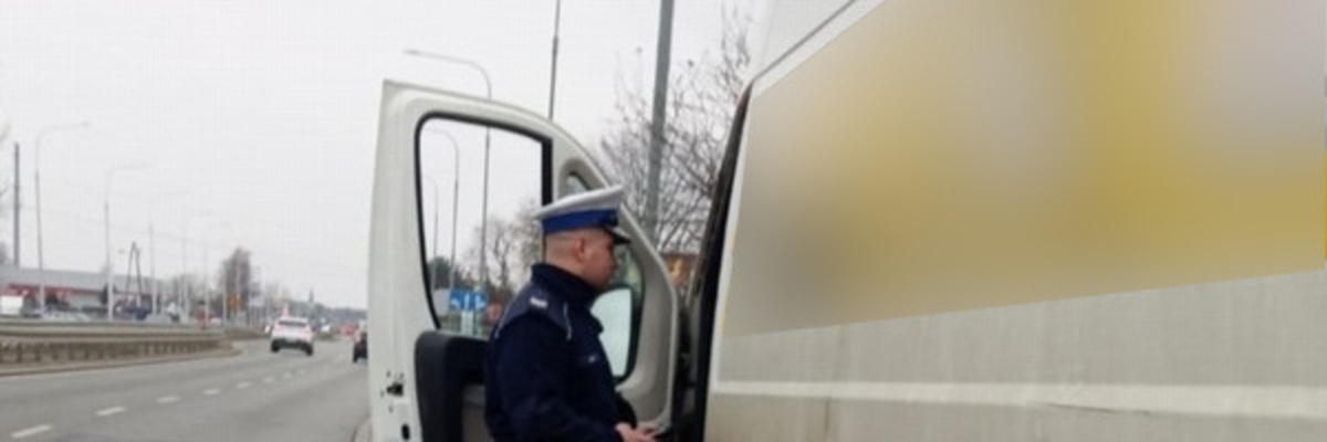Wrocław: Policjanci masowo kontrolowali samochody kurierów. O co chodziło w w akcji „Przesyłka”?