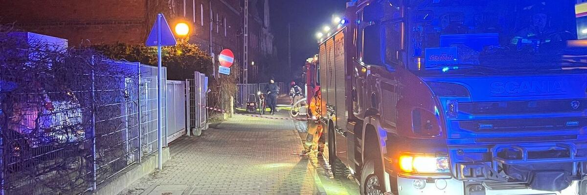 Śmiertelny pożar na Muchoborze Wielkim. Strażacy z ważnym apelem po tragedii