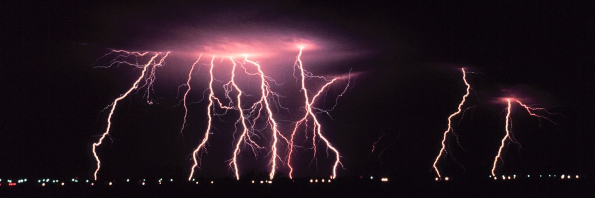 Znów będzie burza we Wrocławiu. O której godzinie deszcz i załamanie pogody? [24.05.2022]