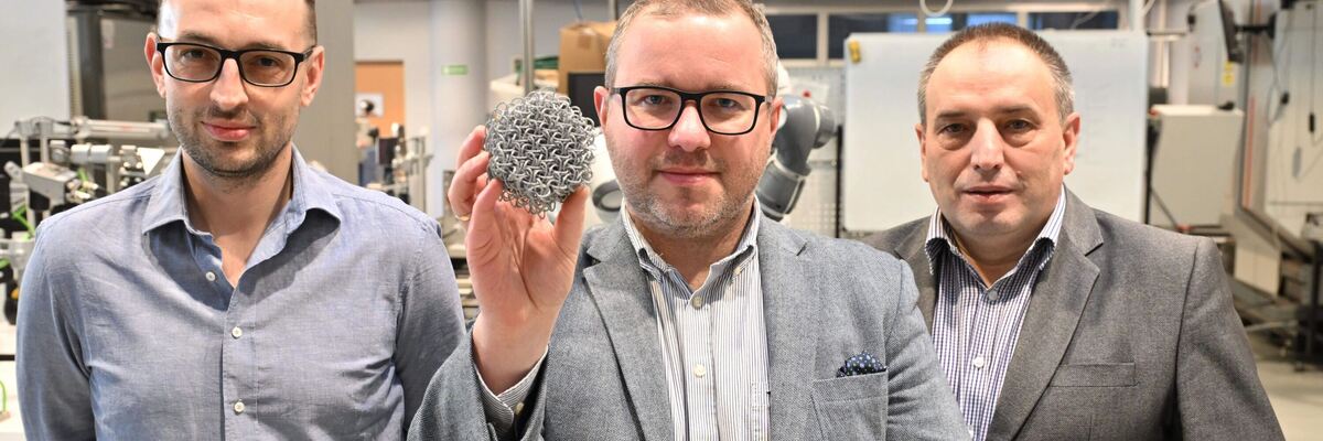 Na Politechnice Wrocławskiej trwają badania nad nowymi materiałami technologii stealth dla okrętów wojennych