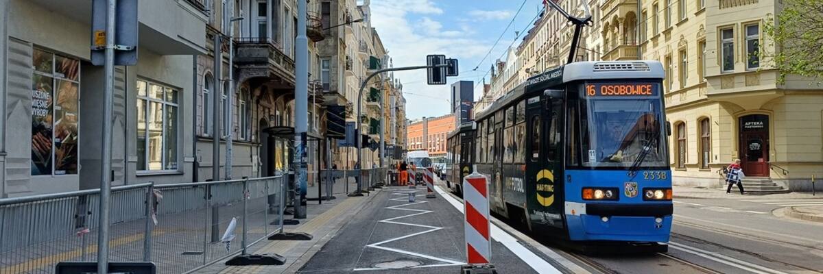 Perony wiedeńskie na Piastowskiej i Sienkiewicza już prawie gotowe [ZDJĘCIA]