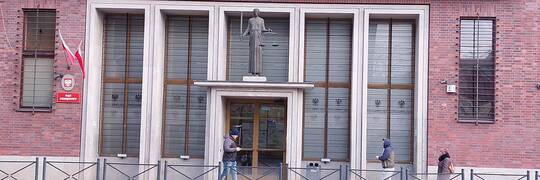 Wrocław: 53-latek zamordował matkę. Sąd wydał wyrok