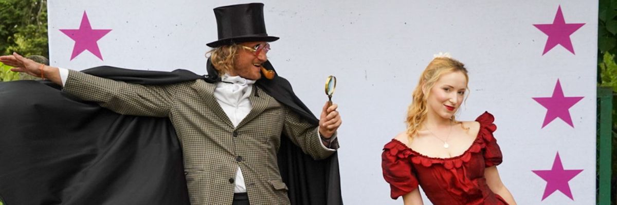 Dzień Kapeluszy na Partynicach. Szyk i elegancja na wyścigach [ZDJĘCIA]
