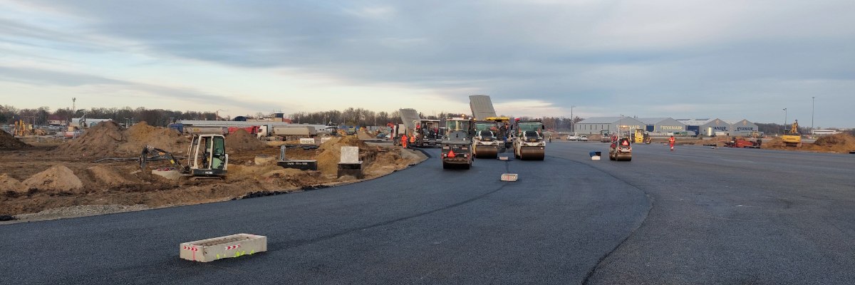 Wrocław: Ostatnie dwa tygodnie bez samolotów. Sprawdziliśmy postępy przebudowy lotniska [ZDJĘCIA]