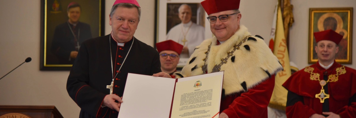 We Wrocławiu zaczęła działać nowa uczelnia. Akademia Katolicka będzie mieć trzy wydziały