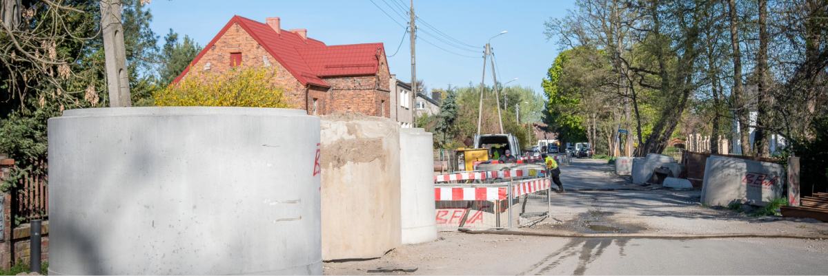 Nowa kanalizacja dla Kłokoczyc. Inwestycja przekroczyła już półmetek