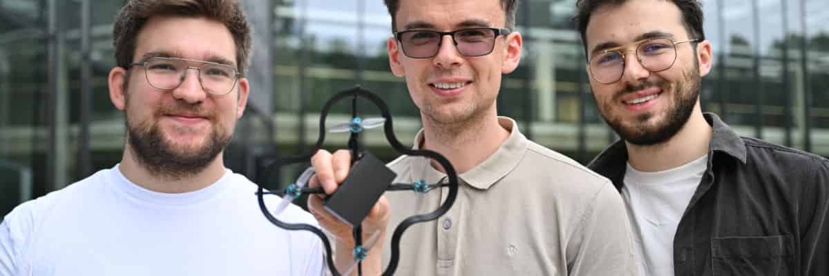 Edukacyjny dron i program nauki dla najmłodszych - projekt studentów Politechniki Wrocławskiej.