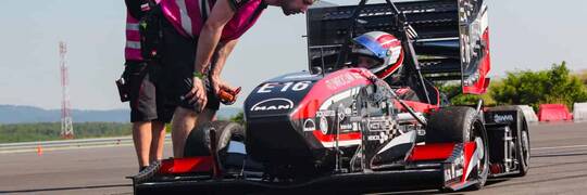 Gaz do dechy i na najwyższy stopień podium – PWR Racing Team wygrywa Formula Student Easter! [GALERIA ZDJĘĆ]
