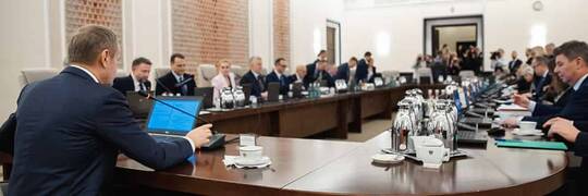 Zmiany w podatkach dla milionów Polaków i największych firm. Premier ujawnił szczegóły